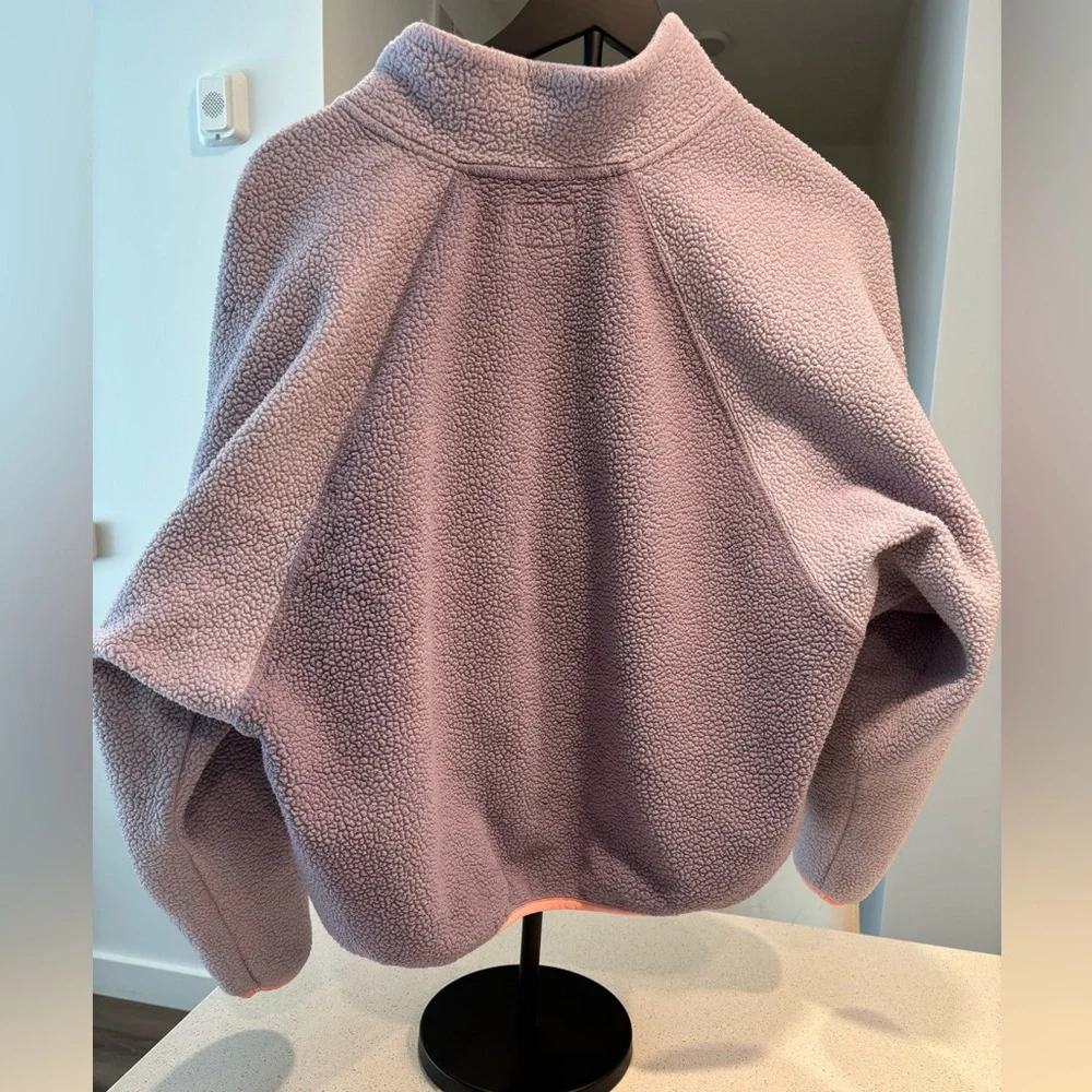 American Eagle Outfitters Light Purple Fleece Pullover, Size S - Picture 3 of 9